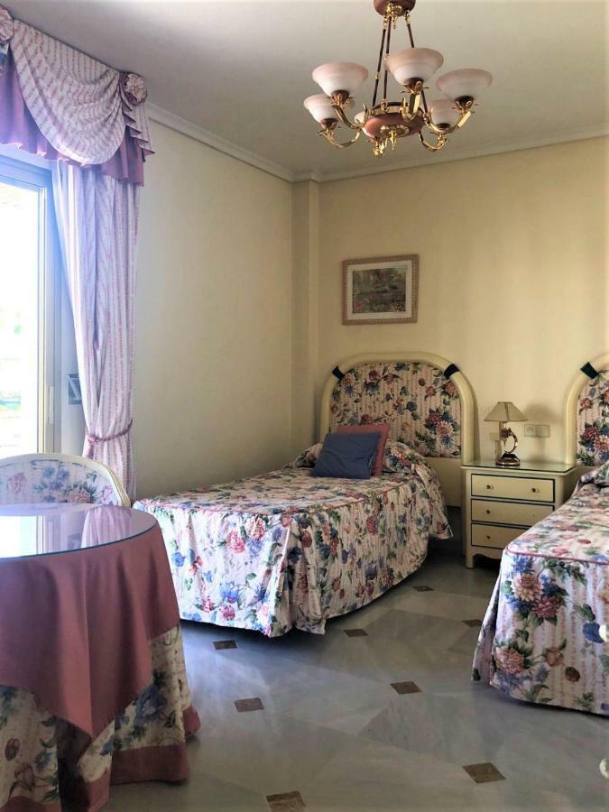 Riyadh House Marbella Apartment Luaran gambar