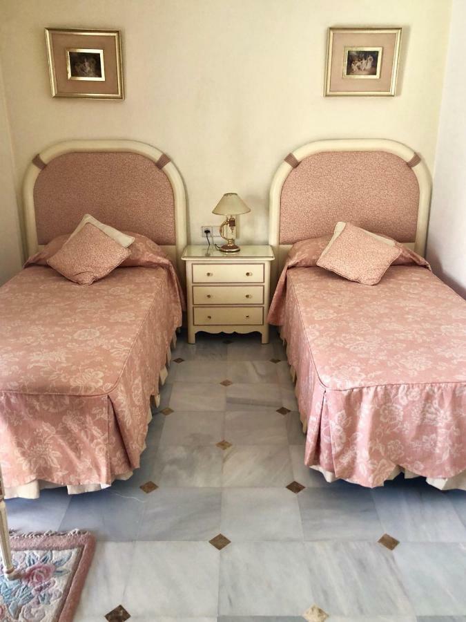 Riyadh House Marbella Apartment Luaran gambar