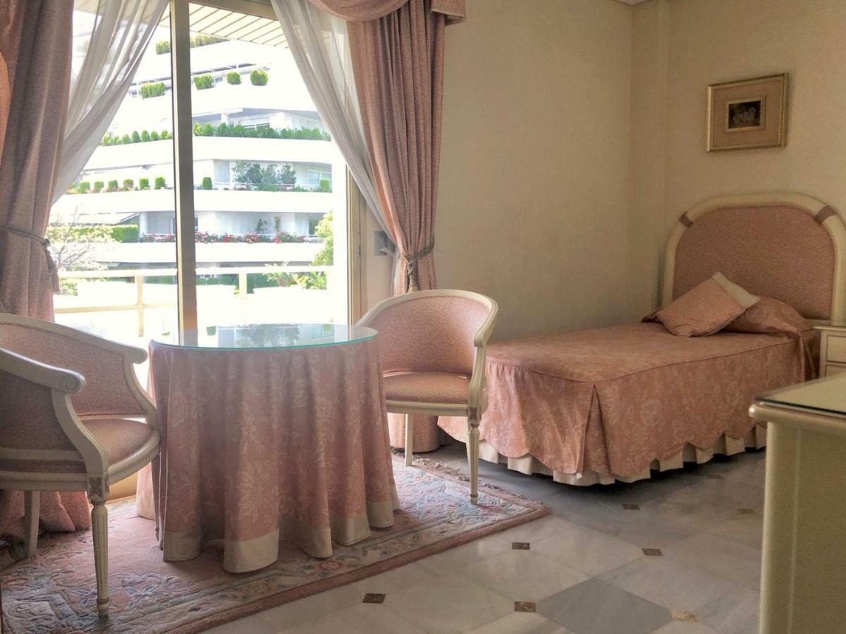 Riyadh House Marbella Apartment Luaran gambar